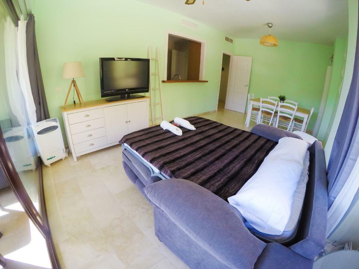 Burriana Beach Apartment Nerja Eksteriør billede